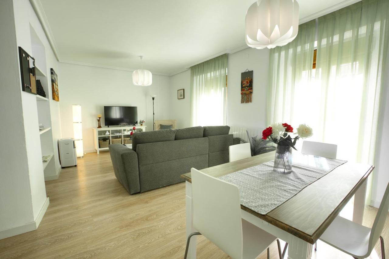 Cuencaloft Calderon De La Barca Apartment เกว็งกา ภายนอก รูปภาพ